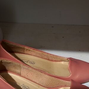 Women's Pink Flats
